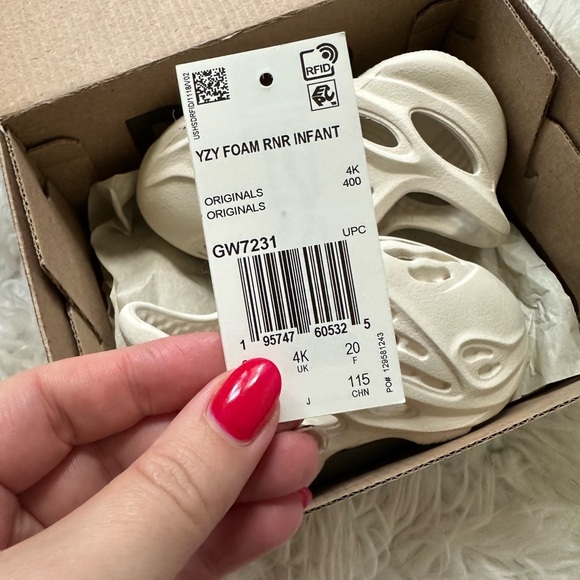 Yeezy foam runners - Picture 7 of 8